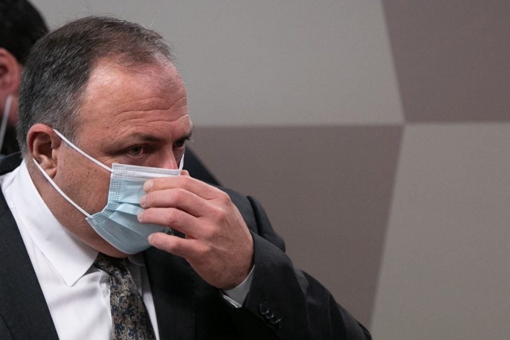 Eduardo Pazuello em depoimento na CPI