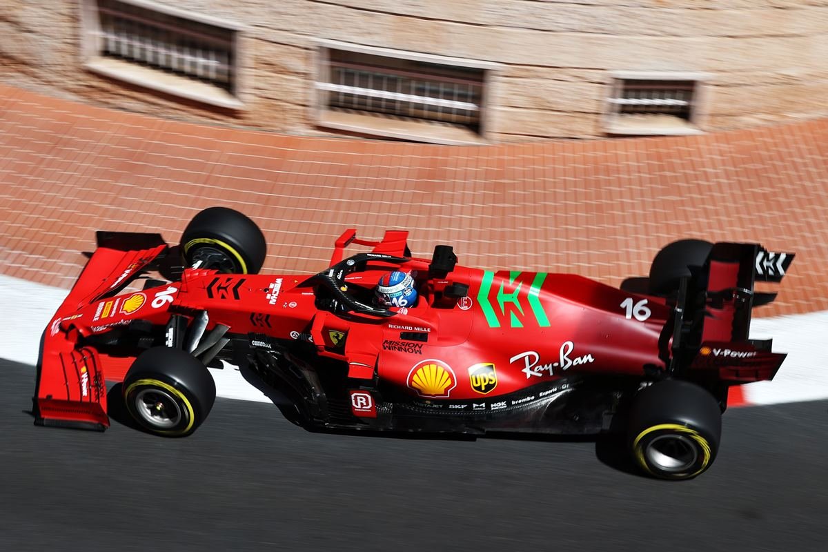 Leclerc lidera primeiro treino livre de sexta da F1 em Mônaco