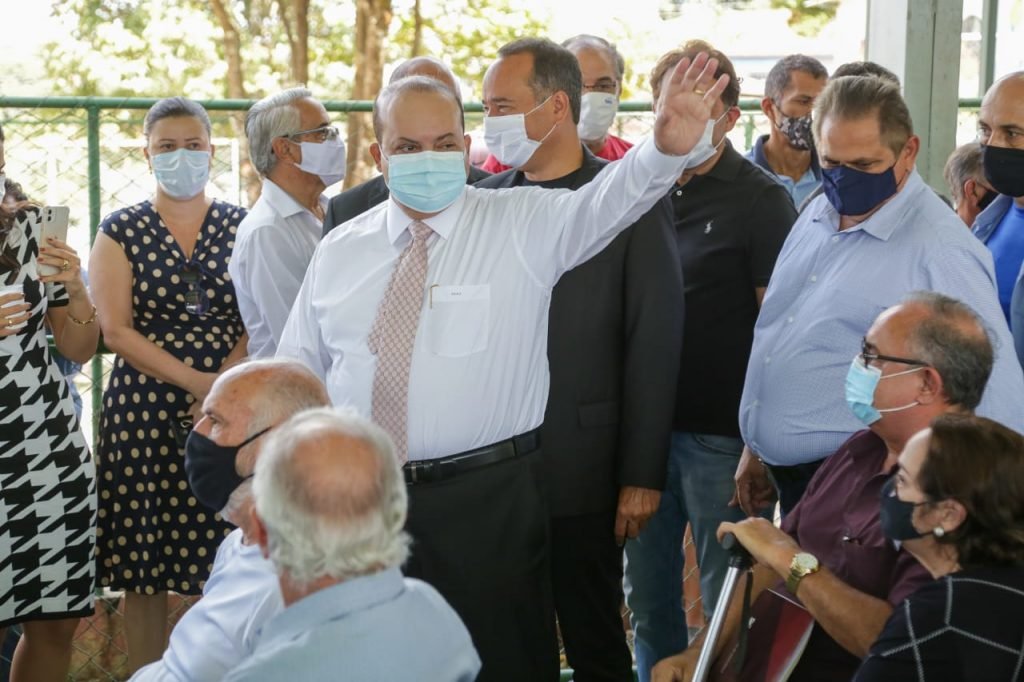 Ibaneis Rocha em Arniqueira