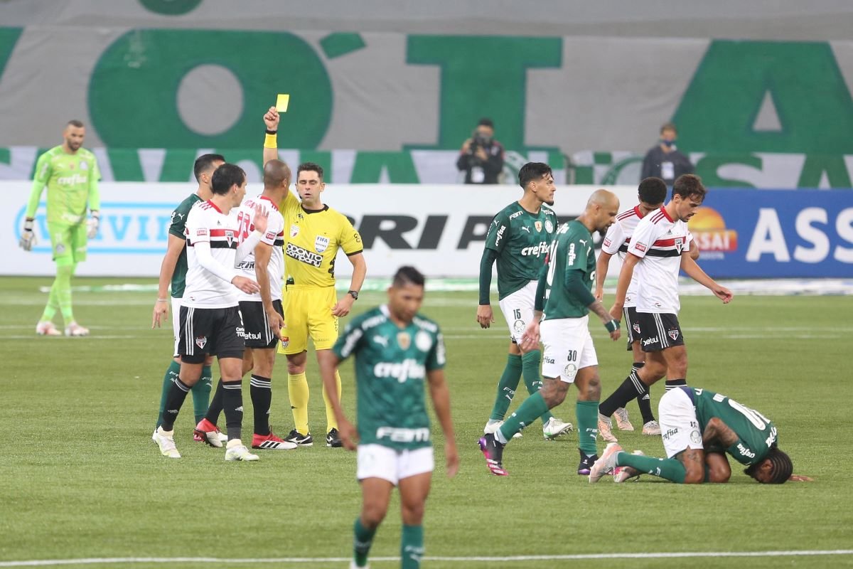 São Paulo e Palmeiras hoje: últimas notícias, escalações e onde vai passar  o jogo da final do Paulistão