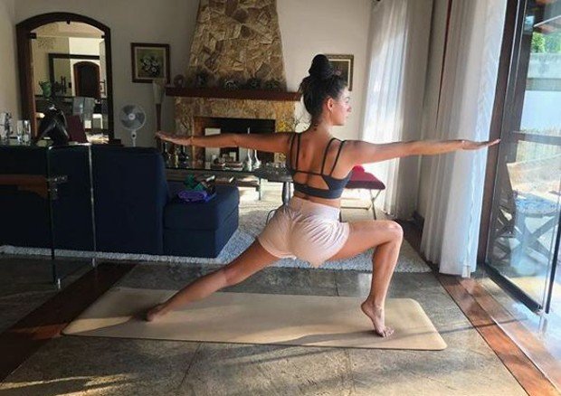 As duas melhores posturas de yoga para quem deseja perder barriga
