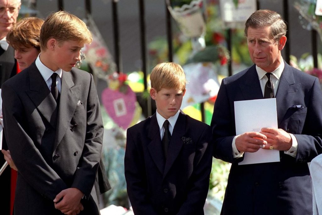 Príncipes William, Harry e Charles