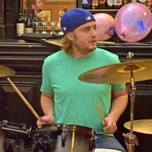 Kevin Clark, baterista em Escola de Rock, morre aos 32 anos de idade