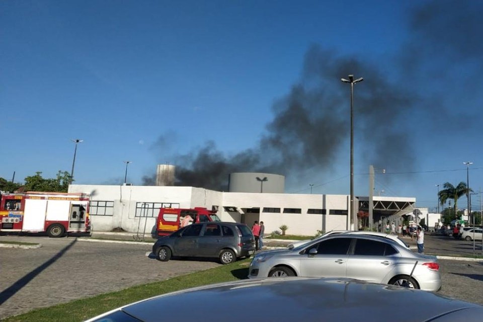 Sobe Para 4 O Número De Mortos Após Incêndio Em Hospital De Aracaju Metrópoles 2863