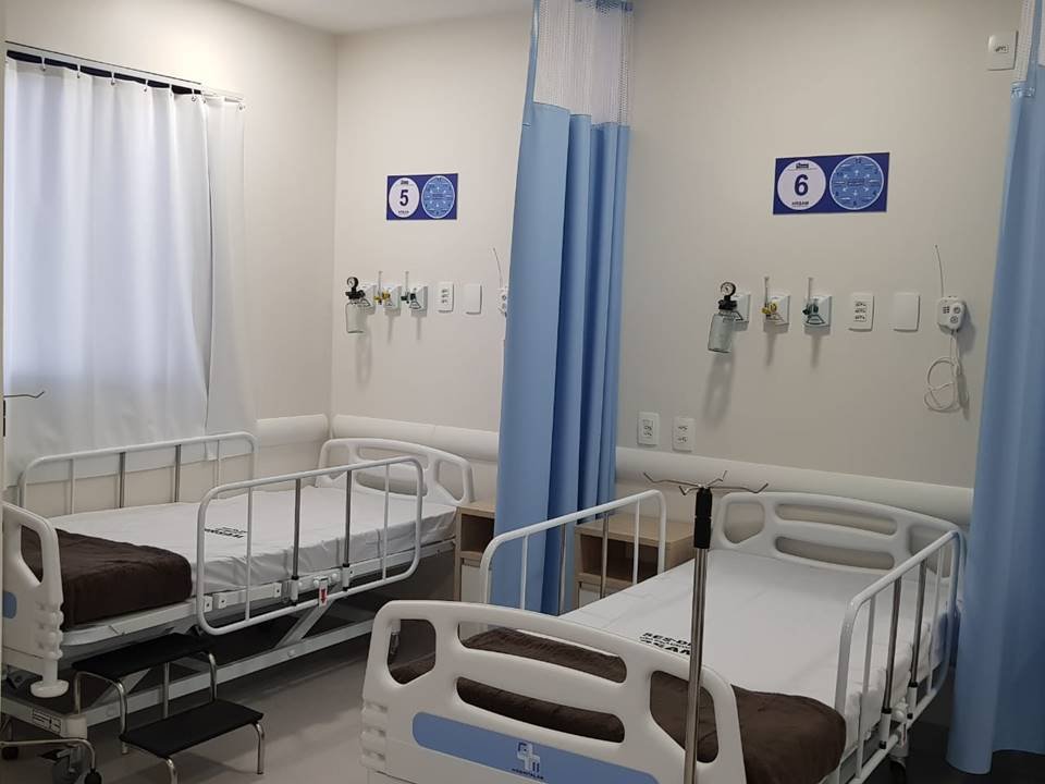 Ibaneis Rocha inaugura hospital acoplado de Samambaia