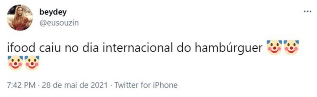 Tuíte escrito ifood caiu no dia internacional do hamburguer
