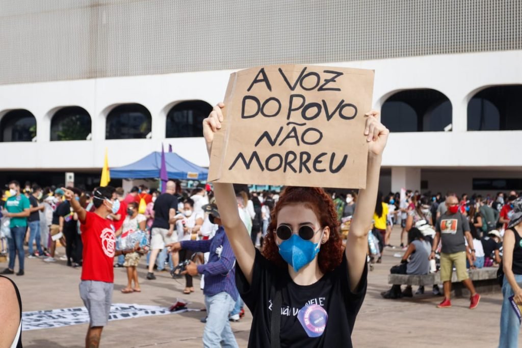 Manifestação no Museu Nacional em Brasilia pedindo a saída de Jair Bolsonaro da Presidência da República