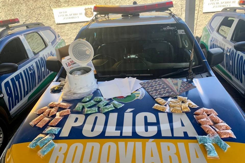 Polícia descobre panela elétrica com ecstasy dentro, em goiás