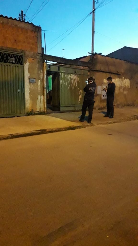PCDF em local de feminicidio