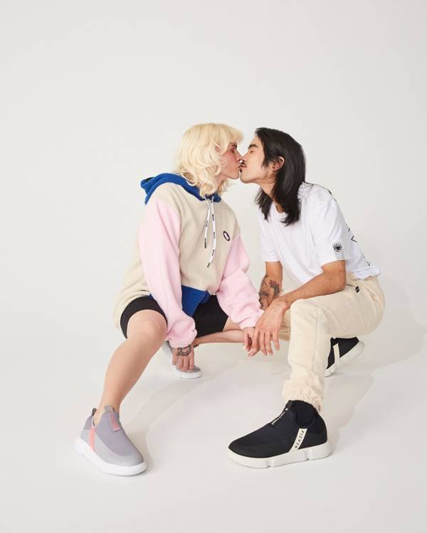 Casal em campanha de Dia dos Namorados 2021 da Fiever