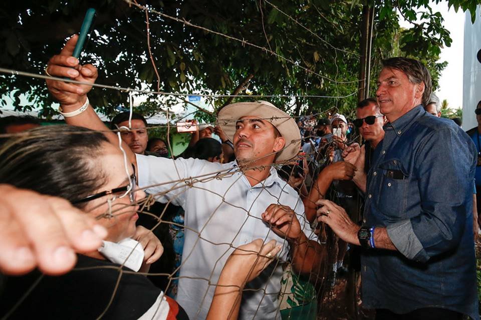 parada não programada do presidente jair bolsonaro em goiás, ele passou por terezópolis de goiás, antes de voltar para Brasília, após cumprir agenda no estado