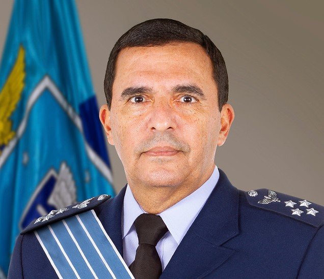 Comandante da Aeronáutica, tenente-brigadeiro Baptista Junior