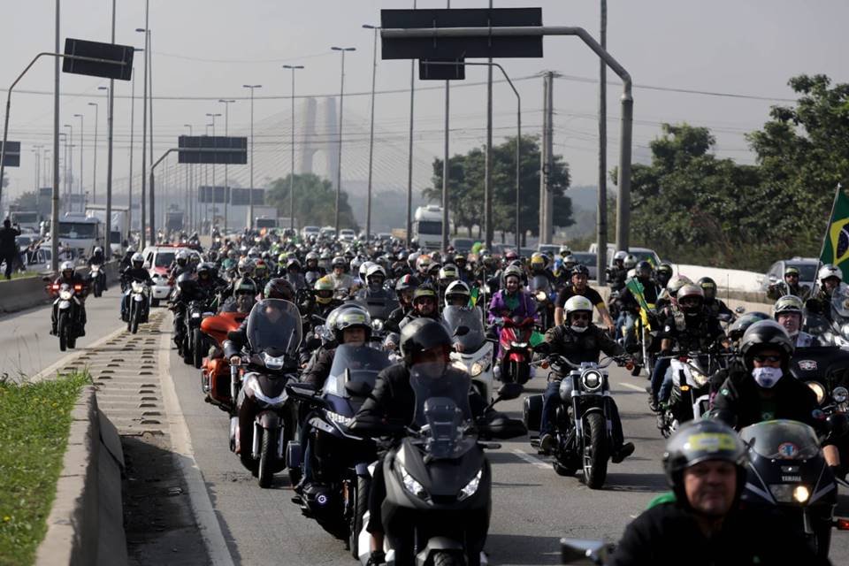 Presidente Jair Bolsonaro participa de motociata em SP