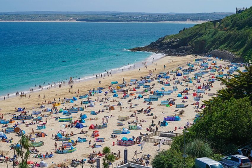 Praia de St Ives em Cornwall