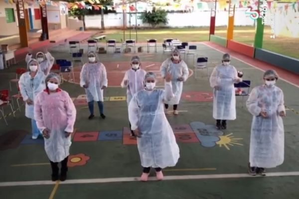 Video Equipe De Vacinacao Comemora Dia Dos Namorados Com Dancinha