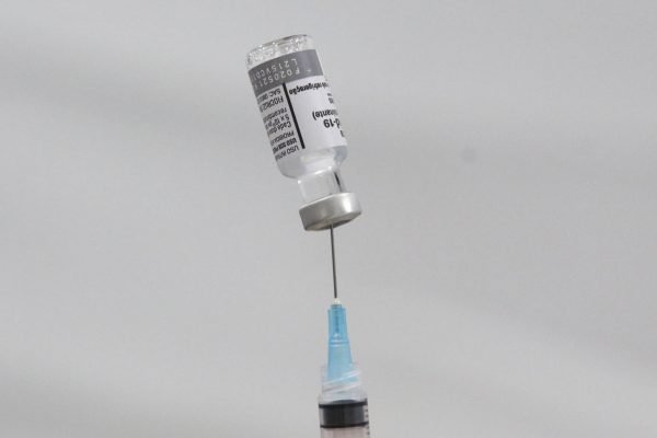 Na Europa e nos EUA, governos têm guerra contra movimentos antivacina