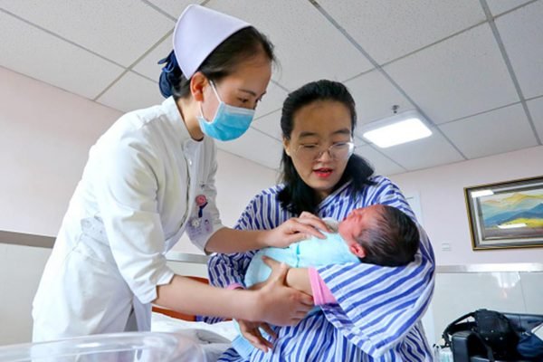 China estuda acabar com restrições ao controle de natalidade até 2025 |  Metrópoles