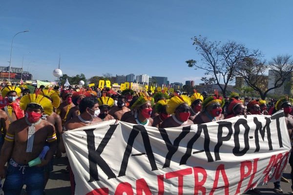 Indígenas da etnia Kayapó, de Mato Grosso, na manifestação