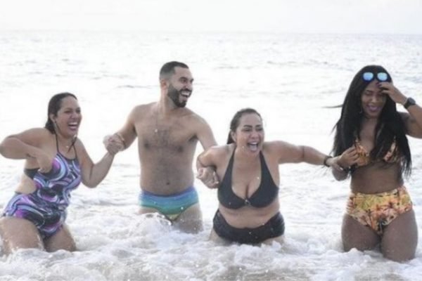 Gil curte férias com a família em Fernando de Noronha: “A vida é boa”