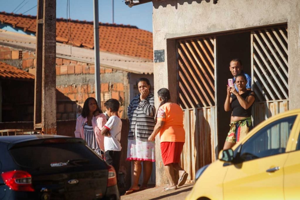 Agentes do Batalhão de Operações Especiais realizam operação