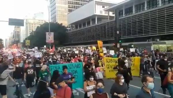 Protesto contra Bolsonaro na Avenida Paulista