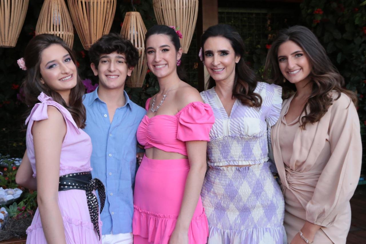 Roberta Curi Rosso comemora seus 20 anos