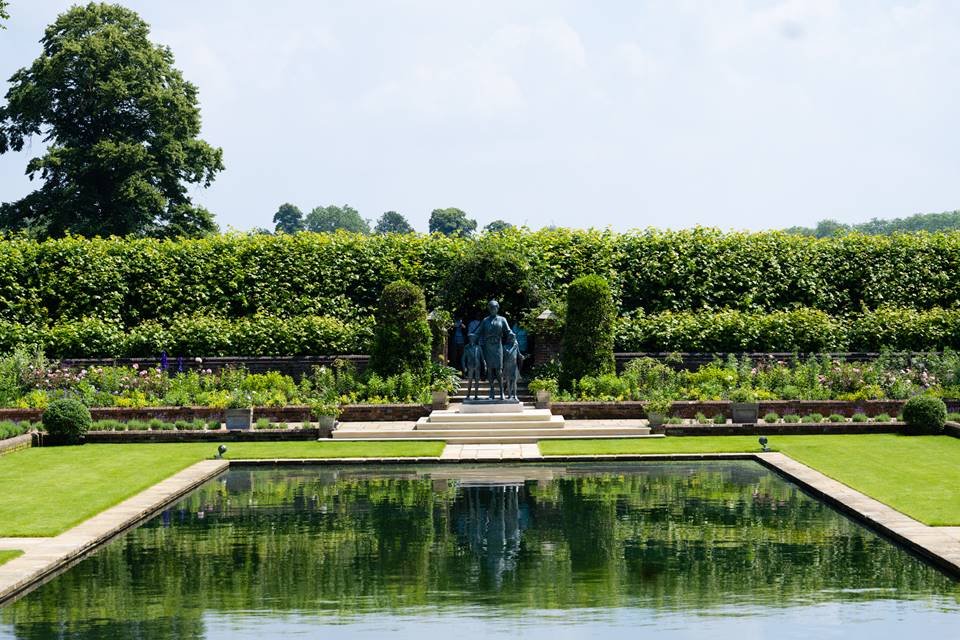 Estátua princesa Diana