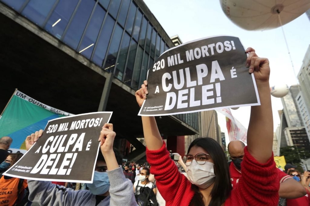 Manifestantes Pedem Impeachment De Bolsonaro; Veja Imagens | Metrópoles