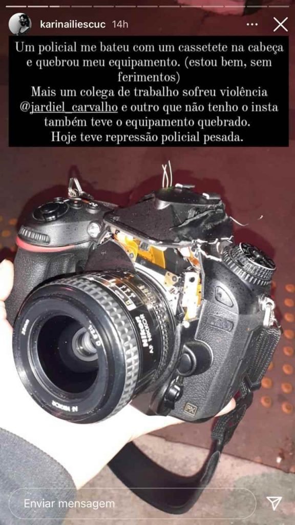 A fotojornalista Karina Ilescu teve a câmera quebrada