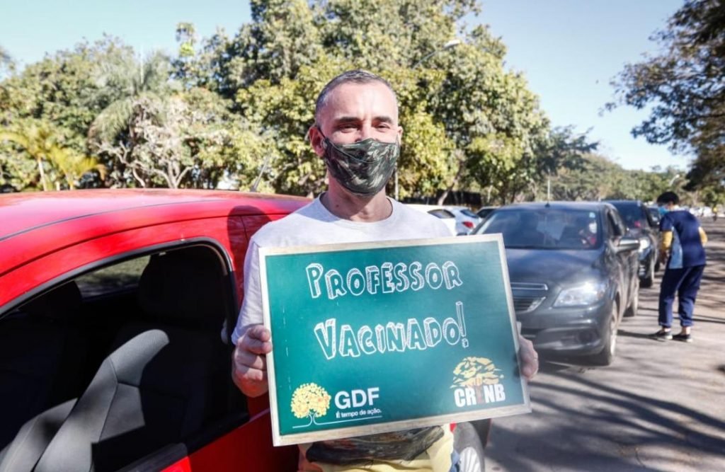 Vacinação de professores