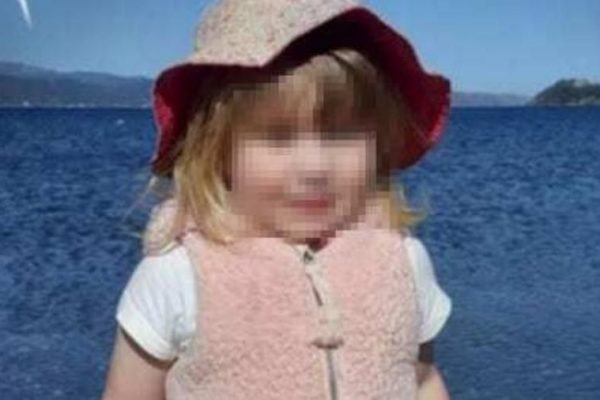 Menina de 3 anos morre