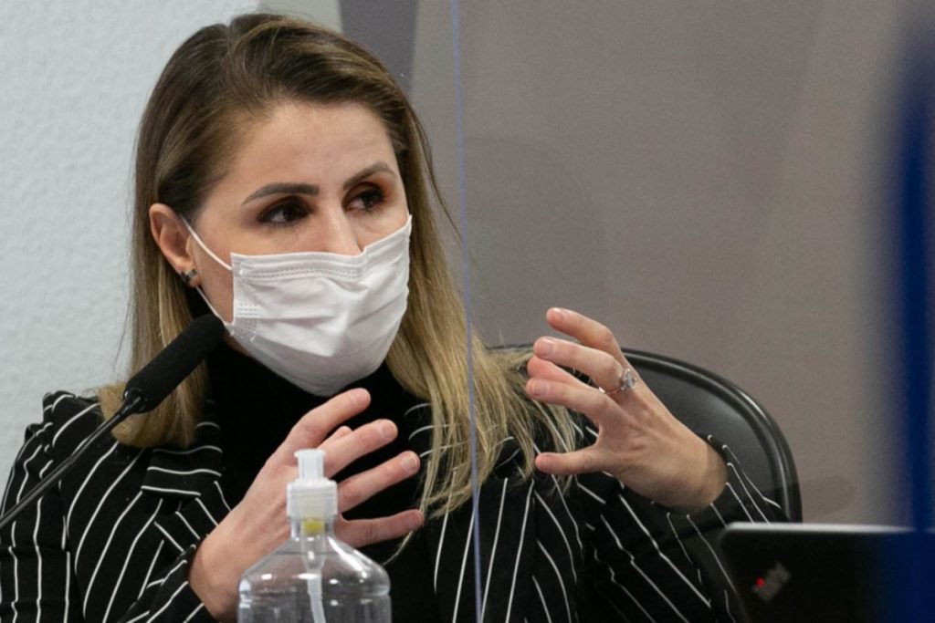 A ex-coordenadora do Programa Nacional de Imunizações do Ministério da Saúde, Francieli Fantinato