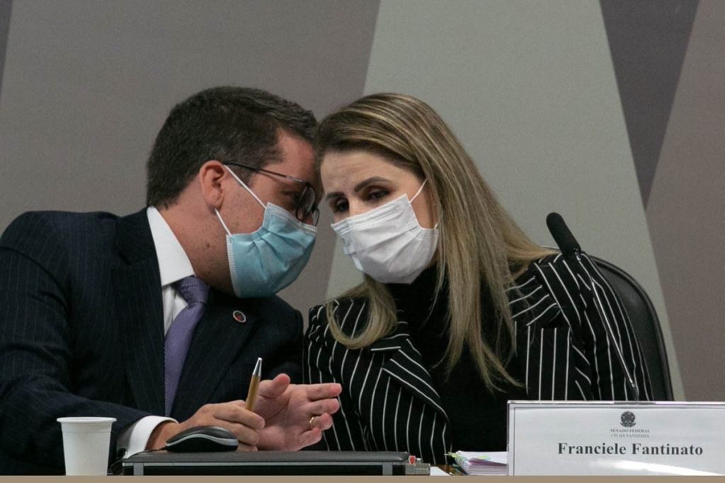 A ex-coordenadora do Programa Nacional de Imunizações do Ministério da Saúde, Francieli Fantinato