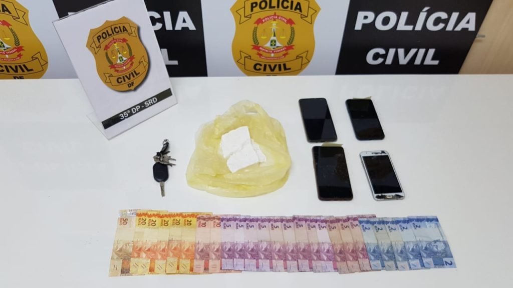 Trio de traficantes é preso