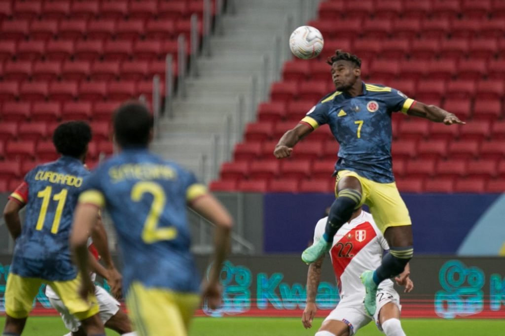 A partida Colômbia x Peru acaba com gol de Diaz e placar de 3x2 para a Colômbia, que conquista o 3⁰ lugar da Comembol copa america