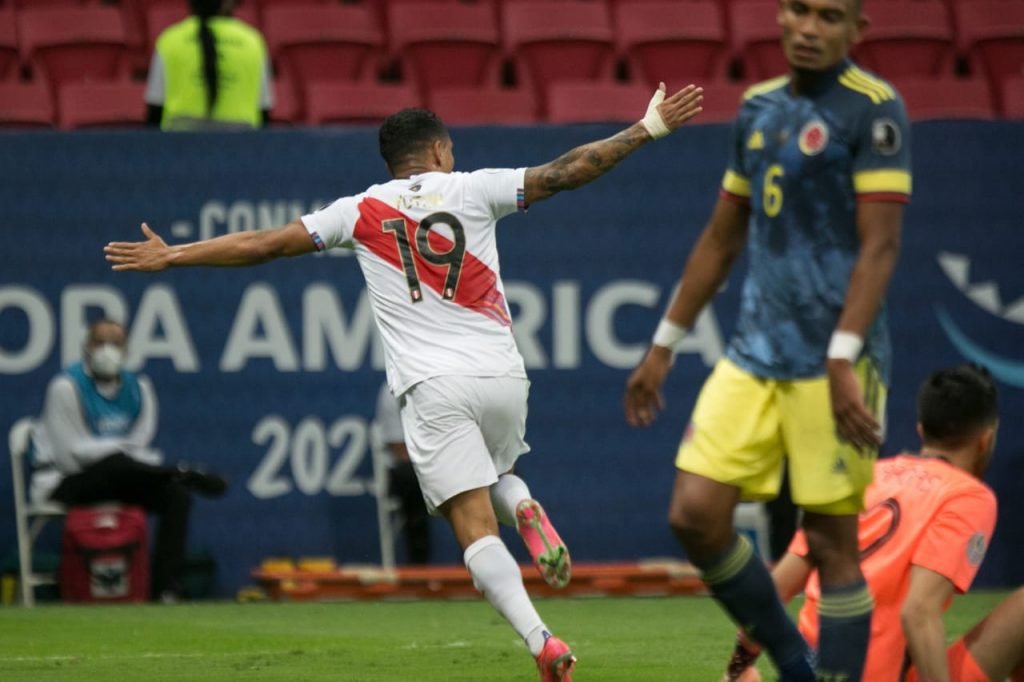 A partida Colômbia x Peru acaba com gol de Diaz e placar de 3x2 para a Colômbia, que conquista o 3⁰ lugar da Comembol copa america