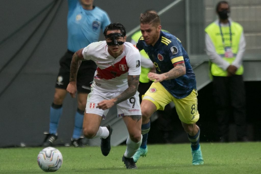 A partida Colômbia x Peru acaba com gol de Diaz e placar de 3x2 para a Colômbia, que conquista o 3⁰ lugar da Comembol copa america 9