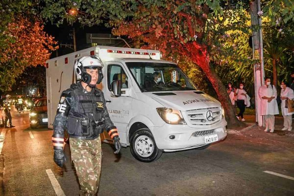 Presidente Jair Bolsonaro chega ao Hospital Vila Nova Star, na zona sul de São Paulo