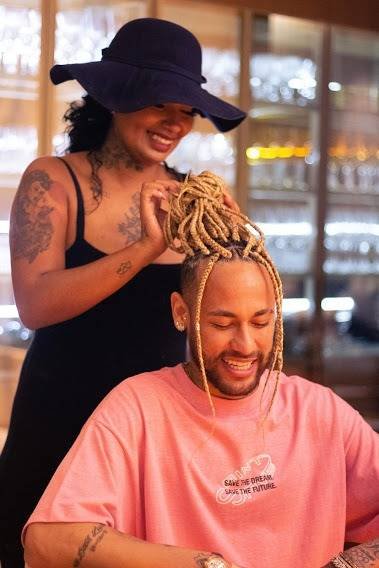 neymar tranças nanda burguesinha