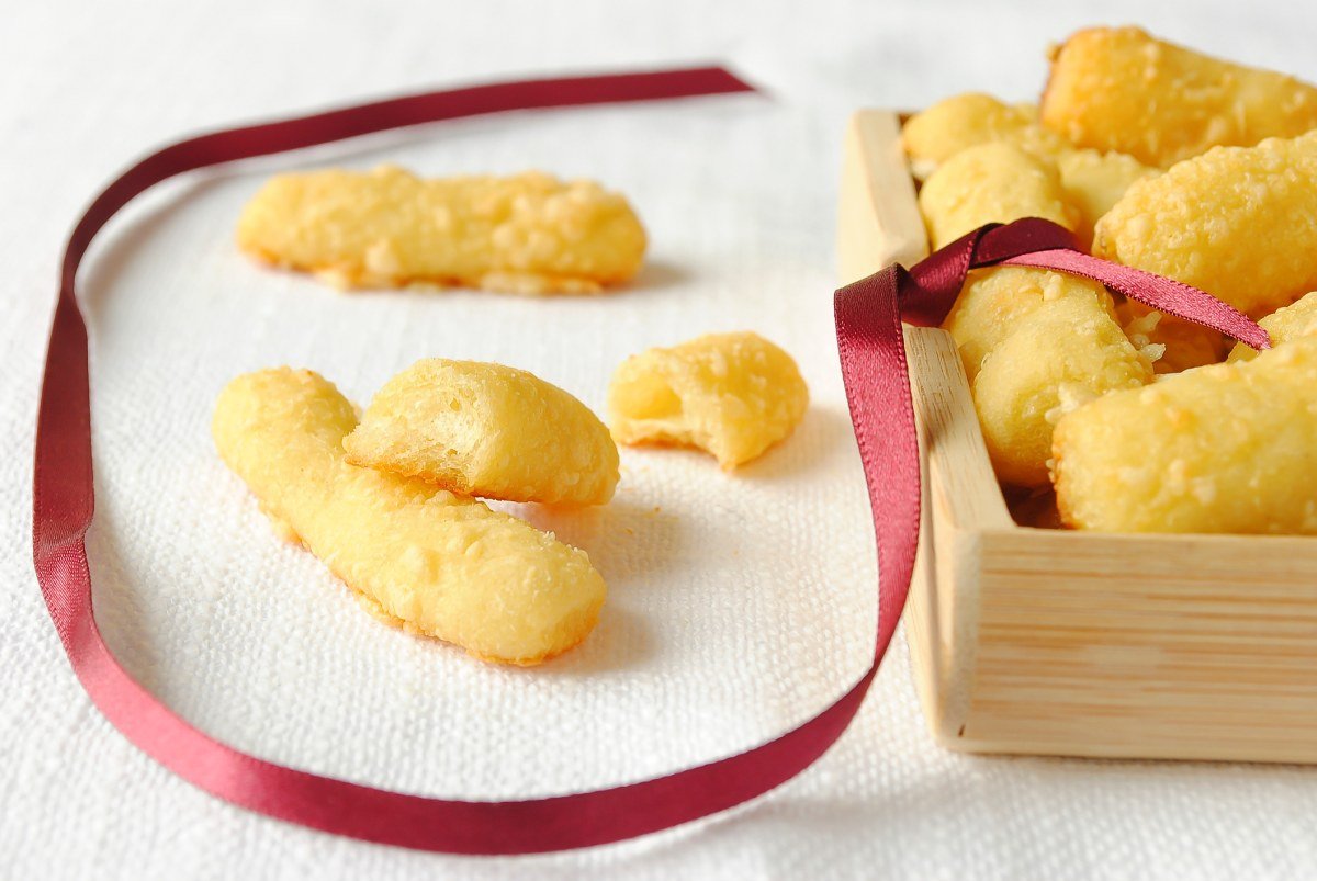 Pão de queijo palito