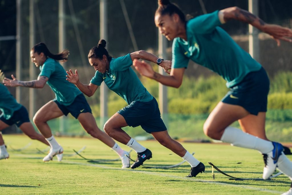 Cantora lança música para Seleção Feminina de futebol nas Olimpíadas