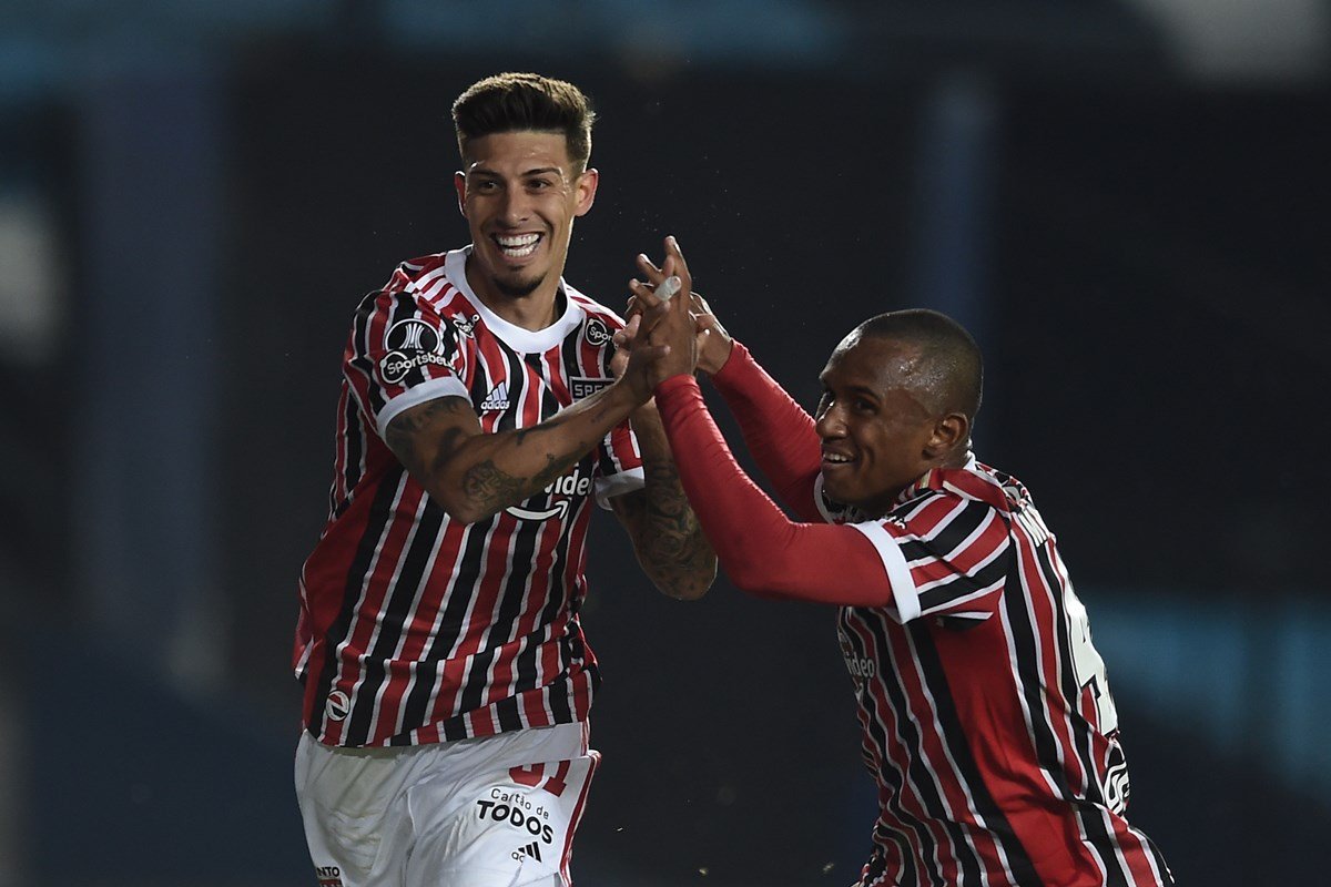 COMO JOGA EMILIANO RIGONI, DO SÃO PAULO 