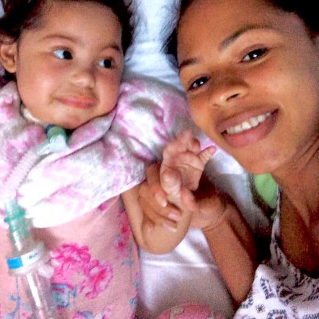 Ajude Marju: bebê com AME