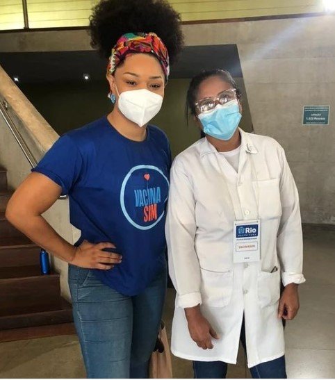Sol Silva e Juliana Alves