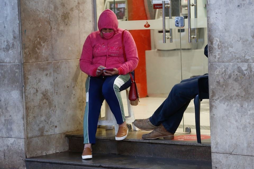 frente fria chega a goiânia e reduz temperaturas