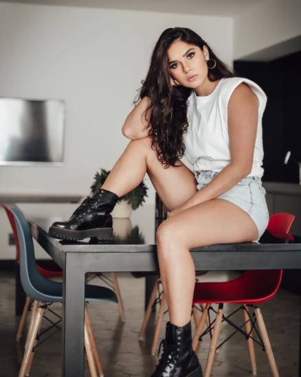 gizelly bicalho instagram