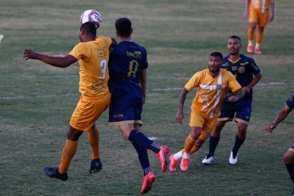 Brasiliense 0 x 1 Aparecida de Goiânia