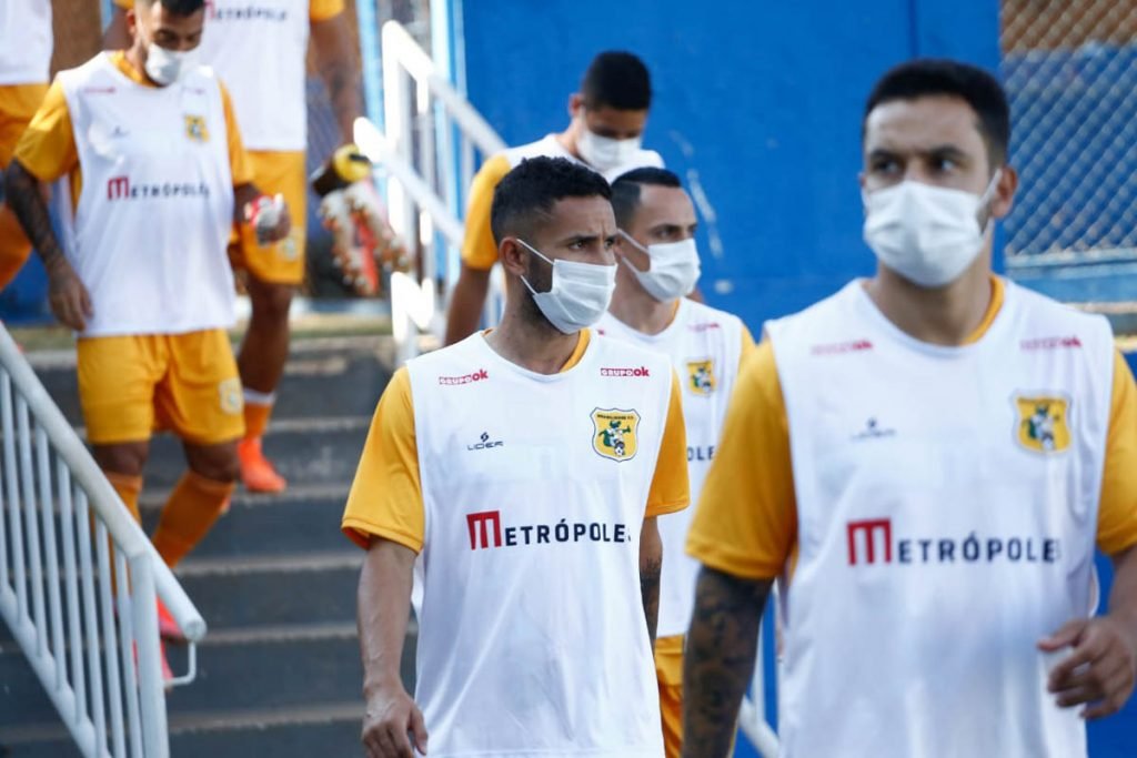 Brasiliense 0 x 1 Aparecida de Goiânia