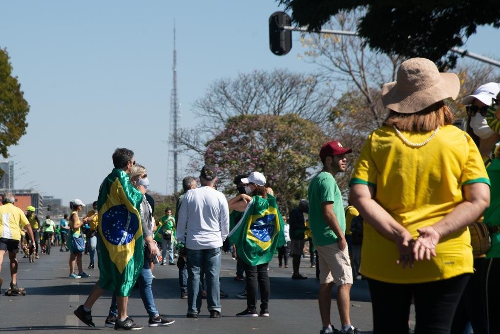 manifestantes esplanada