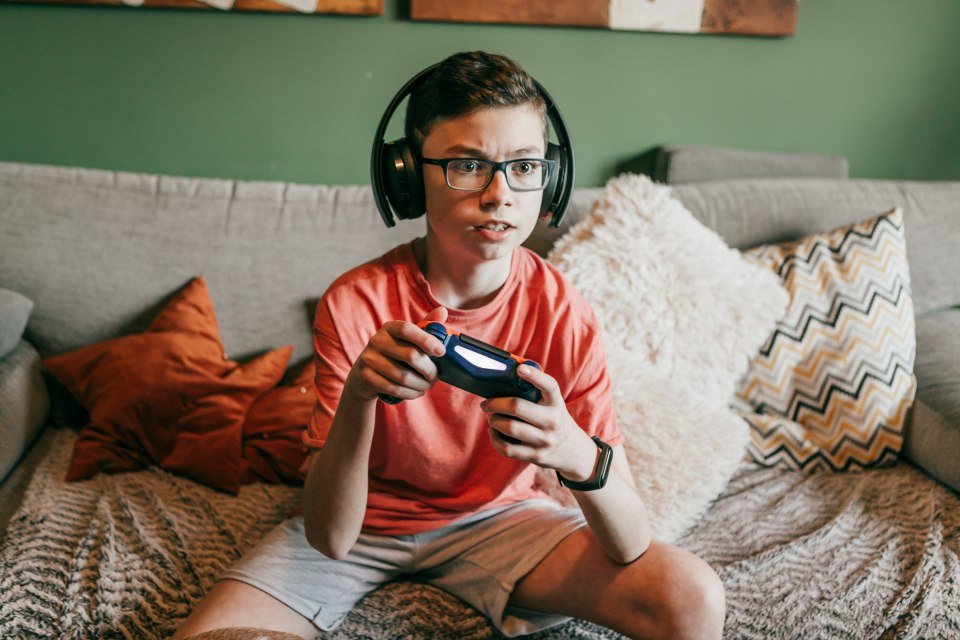 Adolescentes e videogames: saiba como identificar uso excessivo 